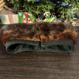 Elegant Brown Mink Fur Collar
